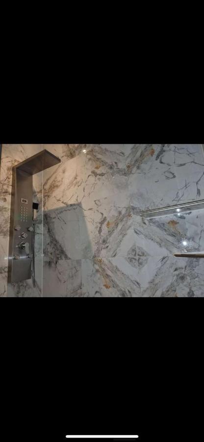 Zimmer Leoben Donawitz Naehe Voest Exterior foto